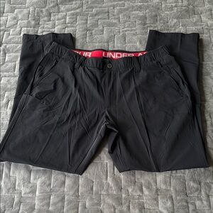 Under Armour Black Athletic Pants 38/32